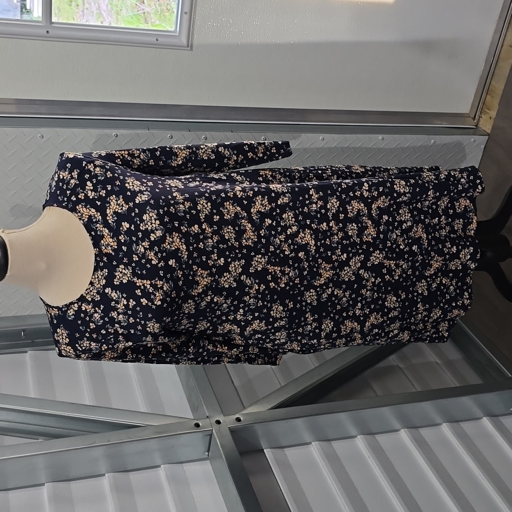 Time and Truâ Navy Blue floral dress NWT LARGE 12/ 14